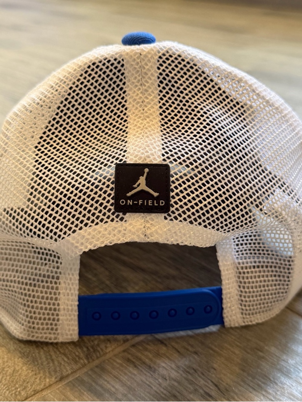 Jordan Men's Khaki/White Florida Gators 2024 On Field Jumpman
Trucker Hat M/L - Picture 2 of 5